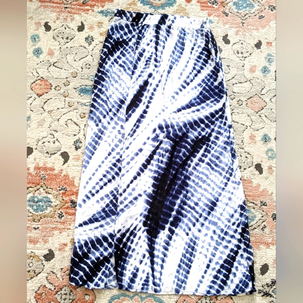 Charlotte Russe maxi skirt